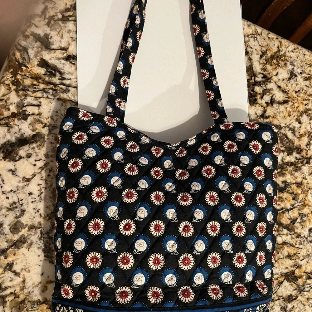 Vera Bradley Floral Patterned Tote Bag - Black and White